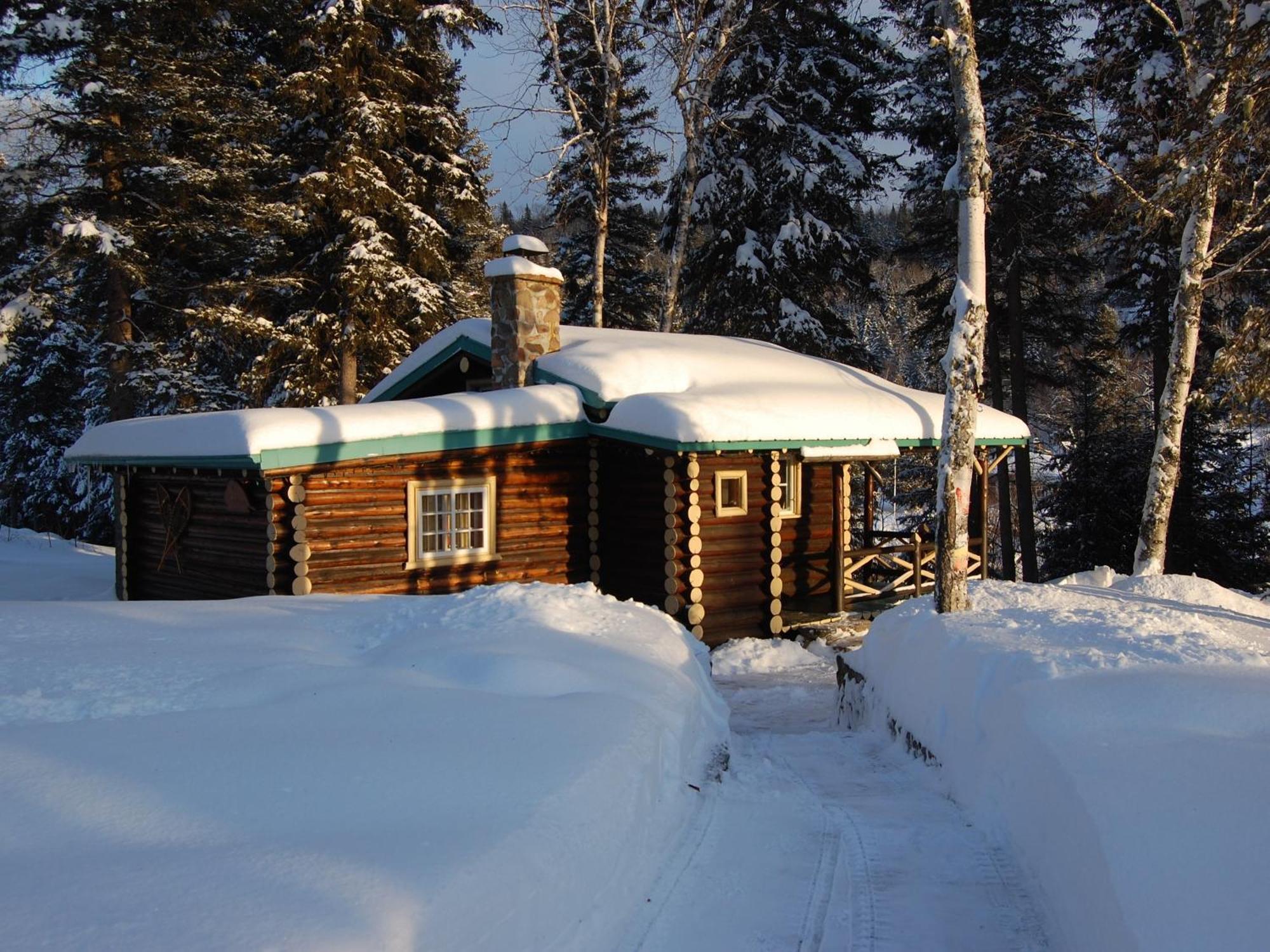 Domaine Le Bostonnais - Le Village En Bois Rond La Tuque Habitación foto