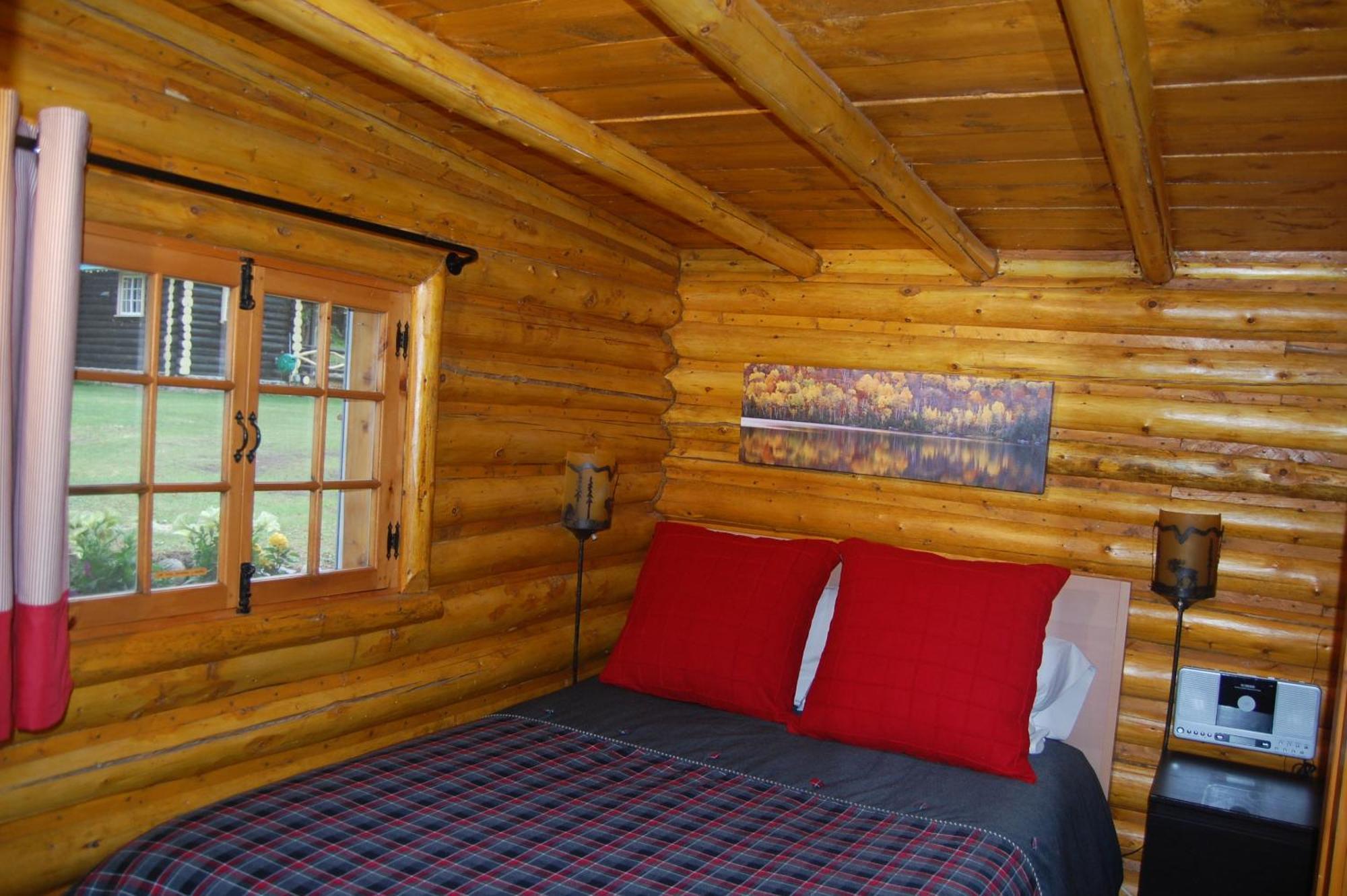 Domaine Le Bostonnais - Le Village En Bois Rond La Tuque Habitación foto