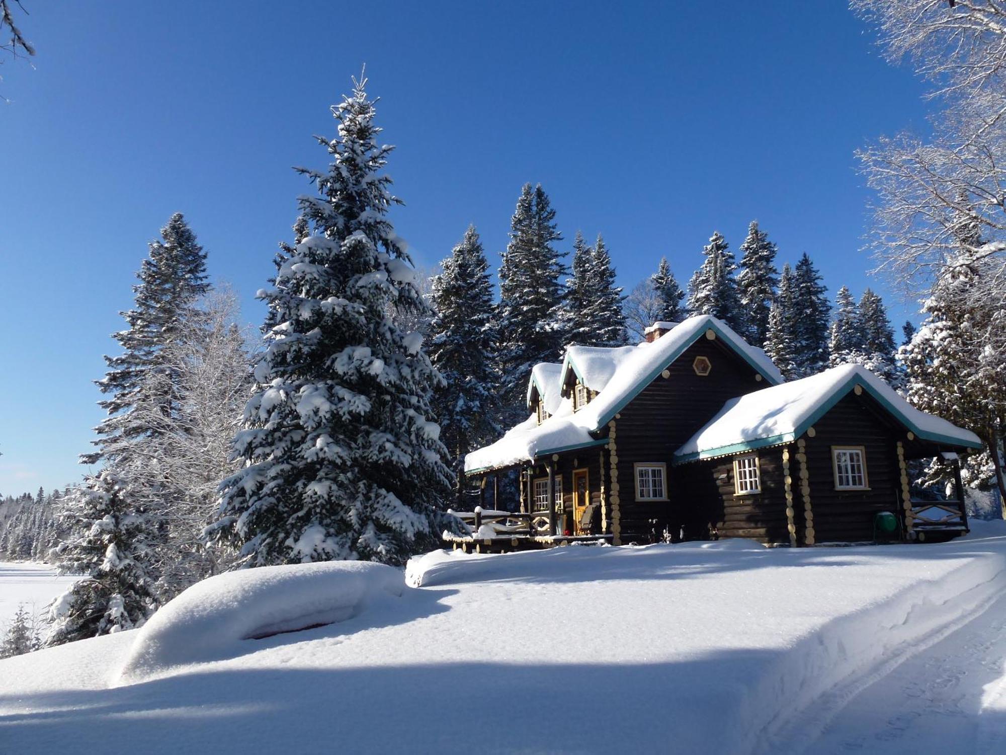 Domaine Le Bostonnais - Le Village En Bois Rond La Tuque Exterior foto