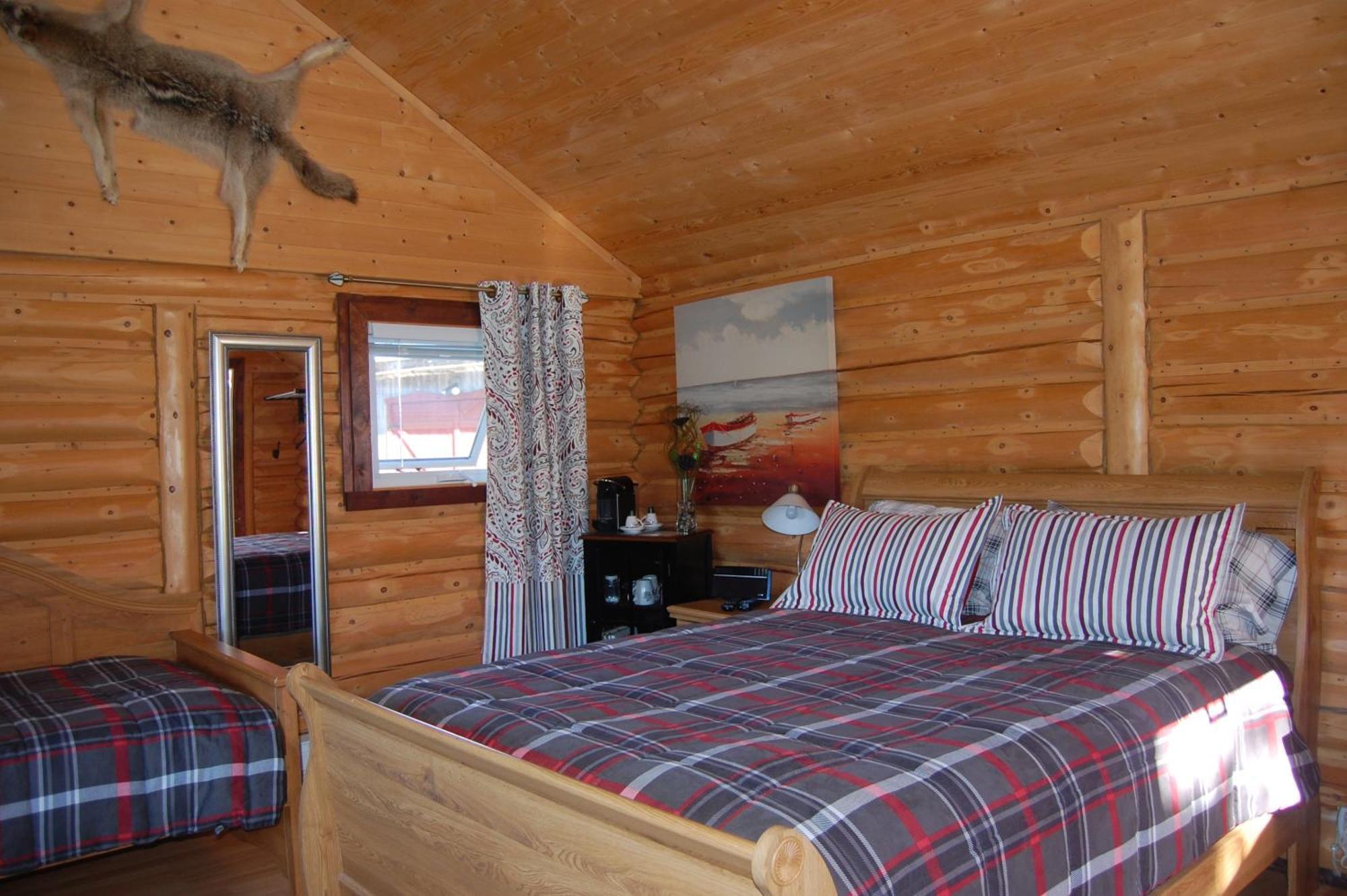 Domaine Le Bostonnais - Le Village En Bois Rond La Tuque Habitación foto